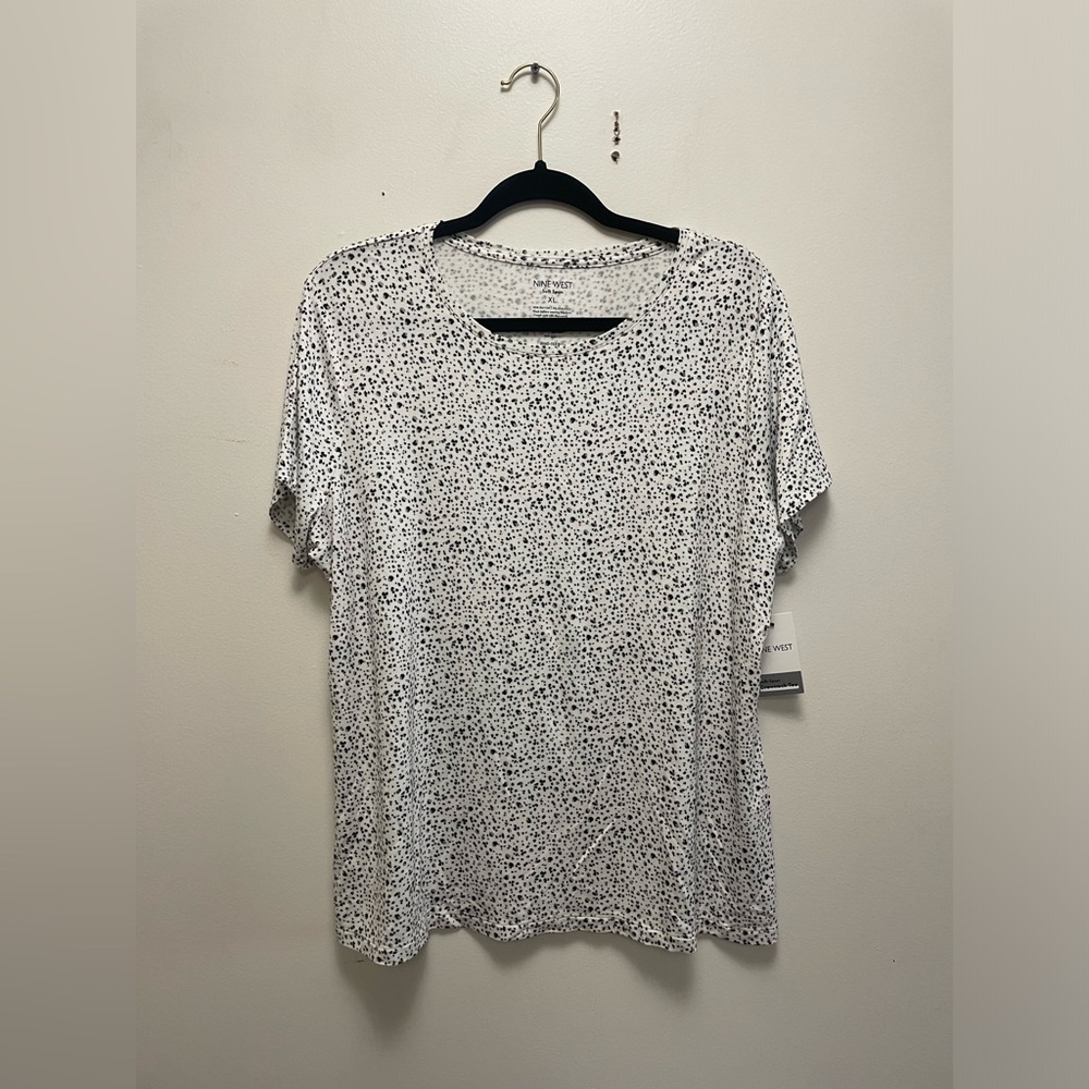 Nine West top